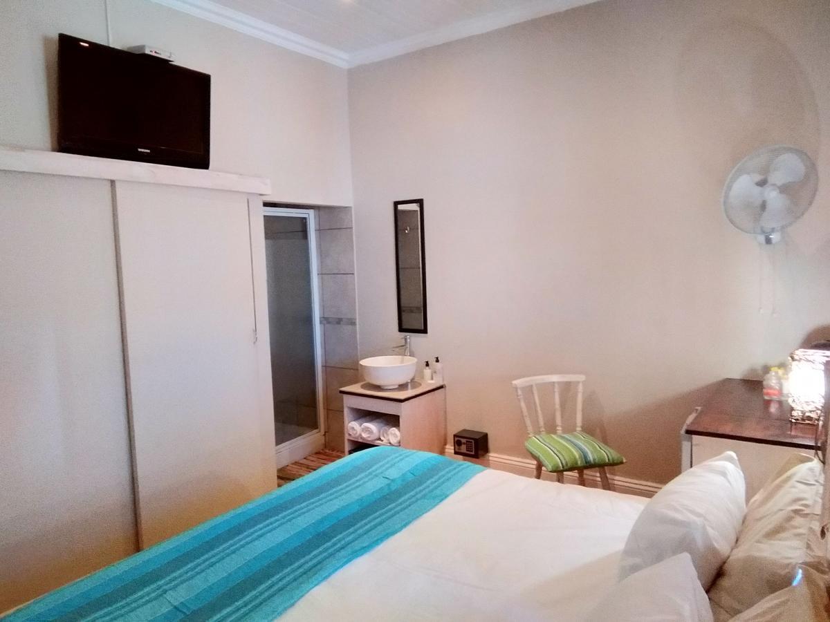 Guesthouse On Irvine Порт-Элизабет Экстерьер фото