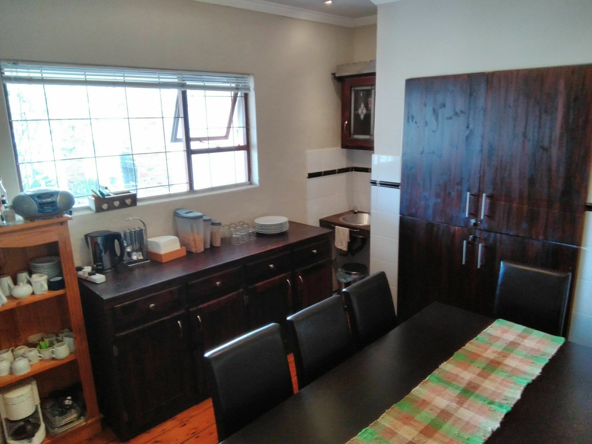 Guesthouse On Irvine Порт-Элизабет Экстерьер фото